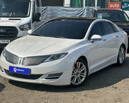 Белый Линкольн МКЗ, объемом двигателя 2 л и пробегом 207 тыс. км за 13000 $, фото 1 на Automoto.ua