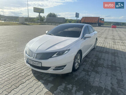 Белый Линкольн МКЗ, объемом двигателя 2 л и пробегом 215 тыс. км за 11500 $, фото 1 на Automoto.ua