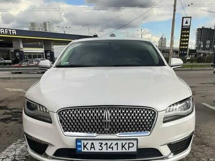 Белый Линкольн МКЗ, объемом двигателя 2 л и пробегом 112 тыс. км за 13500 $, фото 1 на Automoto.ua