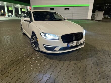 Білий Лінкольн MKZ, об'ємом двигуна 2 л та пробігом 215 тис. км за 6950 $, фото 1 на Automoto.ua