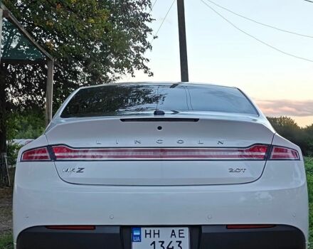 Белый Линкольн МКЗ, объемом двигателя 2 л и пробегом 133 тыс. км за 12500 $, фото 1 на Automoto.ua