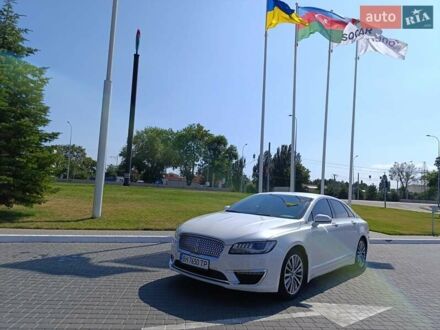 Лінкольн MKZ 2018 у Одесі на Automoto.ua Білий Лінкольн MKZ, об'ємом двигуна 2 л та пробігом 143 тис. км за 21000 $, фото 1 на Automoto.ua