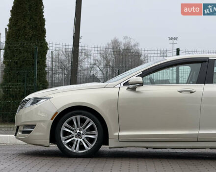 Бежевий Лінкольн MKZ, об'ємом двигуна 2 л та пробігом 190 тис. км за 13450 $, фото 11 на Automoto.ua