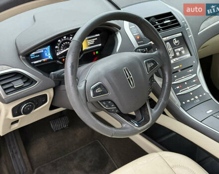 Бежевий Лінкольн MKZ, об'ємом двигуна 2 л та пробігом 190 тис. км за 13450 $, фото 38 на Automoto.ua