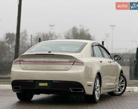 Бежевий Лінкольн MKZ, об'ємом двигуна 2 л та пробігом 190 тис. км за 13450 $, фото 16 на Automoto.ua