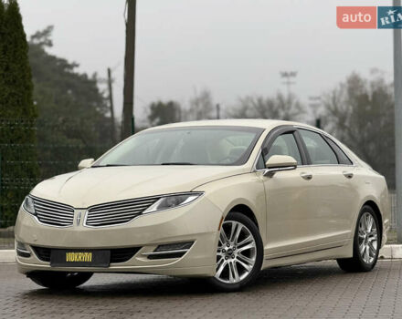 Бежевий Лінкольн MKZ, об'ємом двигуна 2 л та пробігом 190 тис. км за 13450 $, фото 1 на Automoto.ua