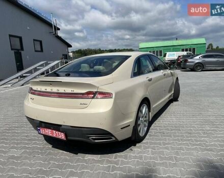 Бежевий Лінкольн MKZ, об'ємом двигуна 2 л та пробігом 116 тис. км за 12900 $, фото 10 на Automoto.ua