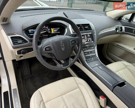 Бежевий Лінкольн MKZ, об'ємом двигуна 2 л та пробігом 190 тис. км за 13450 $, фото 39 на Automoto.ua