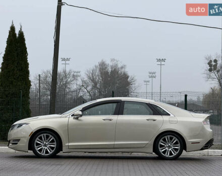 Бежевий Лінкольн MKZ, об'ємом двигуна 2 л та пробігом 190 тис. км за 13450 $, фото 10 на Automoto.ua