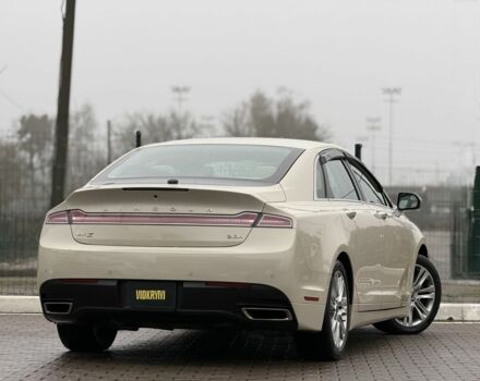 Бежевий Лінкольн MKZ, об'ємом двигуна 2 л та пробігом 190 тис. км за 13450 $, фото 6 на Automoto.ua
