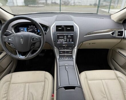 Бежевий Лінкольн MKZ, об'ємом двигуна 2 л та пробігом 190 тис. км за 13450 $, фото 8 на Automoto.ua