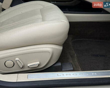 Бежевий Лінкольн MKZ, об'ємом двигуна 2 л та пробігом 190 тис. км за 13450 $, фото 34 на Automoto.ua