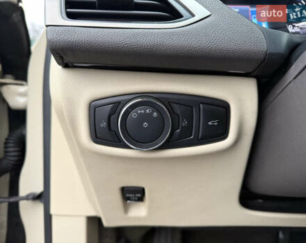 Бежевий Лінкольн MKZ, об'ємом двигуна 2 л та пробігом 190 тис. км за 13450 $, фото 30 на Automoto.ua