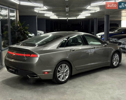 Бежевый Линкольн МКЗ, объемом двигателя 2 л и пробегом 172 тыс. км за 9100 $, фото 13 на Automoto.ua