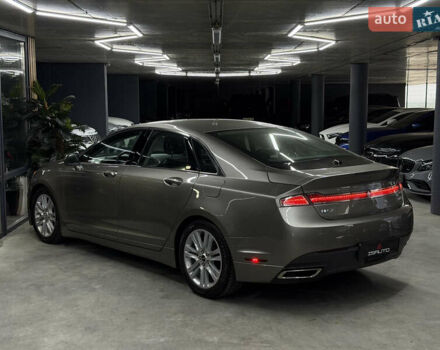 Бежевый Линкольн МКЗ, объемом двигателя 2 л и пробегом 172 тыс. км за 9100 $, фото 9 на Automoto.ua