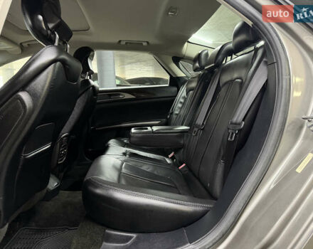 Бежевый Линкольн МКЗ, объемом двигателя 2 л и пробегом 172 тыс. км за 9100 $, фото 23 на Automoto.ua