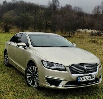 Бежевый Линкольн МКЗ, объемом двигателя 2 л и пробегом 210 тыс. км за 12000 $, фото 4 на Automoto.ua