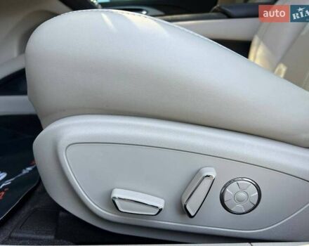 Бежевый Линкольн МКЗ, объемом двигателя 2 л и пробегом 112 тыс. км за 14700 $, фото 18 на Automoto.ua