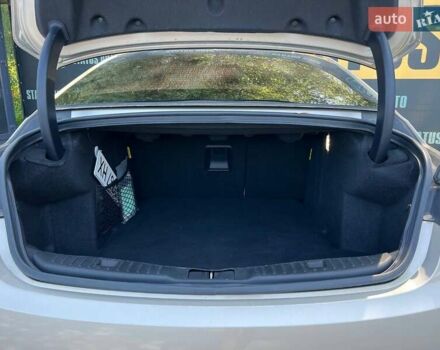 Бежевый Линкольн МКЗ, объемом двигателя 2 л и пробегом 112 тыс. км за 14700 $, фото 12 на Automoto.ua