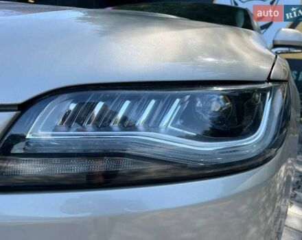 Бежевый Линкольн МКЗ, объемом двигателя 2 л и пробегом 112 тыс. км за 14700 $, фото 2 на Automoto.ua