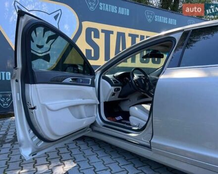 Бежевый Линкольн МКЗ, объемом двигателя 2 л и пробегом 112 тыс. км за 14700 $, фото 14 на Automoto.ua