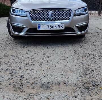 Бежевий Лінкольн MKZ, об'ємом двигуна 2 л та пробігом 107 тис. км за 21000 $, фото 15 на Automoto.ua