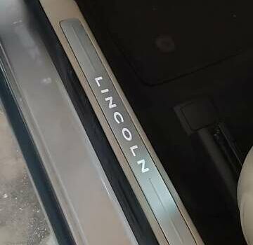 Бежевий Лінкольн MKZ, об'ємом двигуна 2 л та пробігом 107 тис. км за 21000 $, фото 18 на Automoto.ua