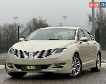 Бежевий Лінкольн MKZ, об'ємом двигуна 2 л та пробігом 190 тис. км за 13450 $, фото 1 на Automoto.ua