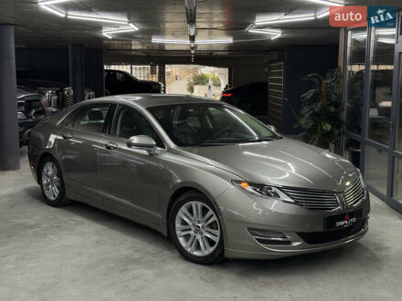 Бежевый Линкольн МКЗ, объемом двигателя 2 л и пробегом 172 тыс. км за 9100 $, фото 1 на Automoto.ua