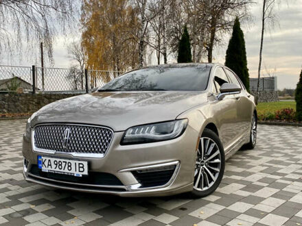 Бежевый Линкольн МКЗ, объемом двигателя 2 л и пробегом 110 тыс. км за 13500 $, фото 1 на Automoto.ua