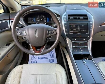 Чорний Лінкольн MKZ, об'ємом двигуна 2 л та пробігом 115 тис. км за 14500 $, фото 18 на Automoto.ua
