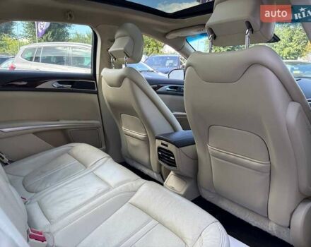 Чорний Лінкольн MKZ, об'ємом двигуна 2 л та пробігом 115 тис. км за 14500 $, фото 36 на Automoto.ua