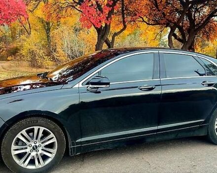 Чорний Лінкольн MKZ, об'ємом двигуна 2 л та пробігом 232 тис. км за 11000 $, фото 6 на Automoto.ua