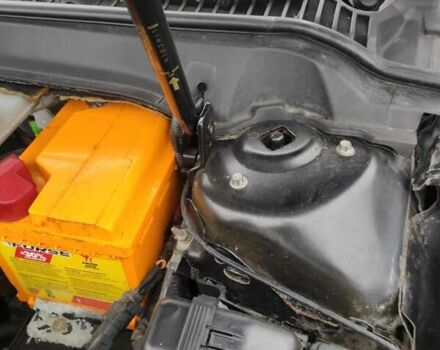 Черный Линкольн МКЗ, объемом двигателя 2 л и пробегом 197 тыс. км за 11500 $, фото 25 на Automoto.ua