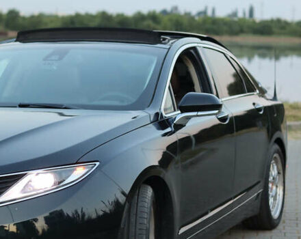 Черный Линкольн МКЗ, объемом двигателя 2 л и пробегом 238 тыс. км за 13199 $, фото 6 на Automoto.ua