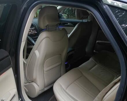 Черный Линкольн МКЗ, объемом двигателя 2 л и пробегом 242 тыс. км за 12800 $, фото 13 на Automoto.ua