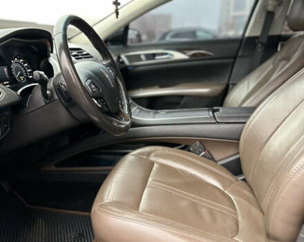 Черный Линкольн МКЗ, объемом двигателя 2 л и пробегом 209 тыс. км за 10000 $, фото 40 на Automoto.ua