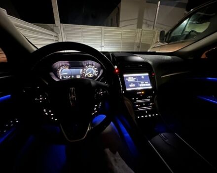 Черный Линкольн МКЗ, объемом двигателя 2 л и пробегом 221 тыс. км за 10800 $, фото 4 на Automoto.ua