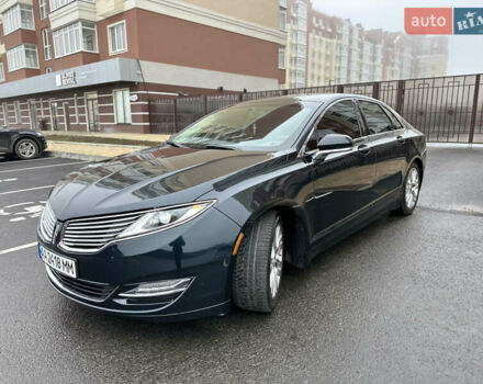 Черный Линкольн МКЗ, объемом двигателя 2 л и пробегом 209 тыс. км за 10000 $, фото 9 на Automoto.ua