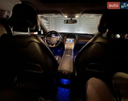 Чорний Лінкольн MKZ, об'ємом двигуна 2 л та пробігом 221 тис. км за 11800 $, фото 18 на Automoto.ua