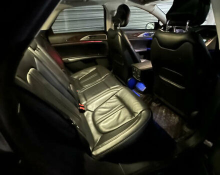 Чорний Лінкольн MKZ, об'ємом двигуна 2 л та пробігом 221 тис. км за 11800 $, фото 28 на Automoto.ua