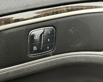 Черный Линкольн МКЗ, объемом двигателя 2 л и пробегом 209 тыс. км за 10000 $, фото 34 на Automoto.ua