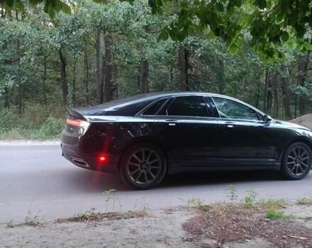Черный Линкольн МКЗ, объемом двигателя 2 л и пробегом 242 тыс. км за 12800 $, фото 3 на Automoto.ua