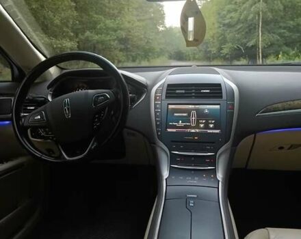 Черный Линкольн МКЗ, объемом двигателя 2 л и пробегом 242 тыс. км за 12800 $, фото 21 на Automoto.ua