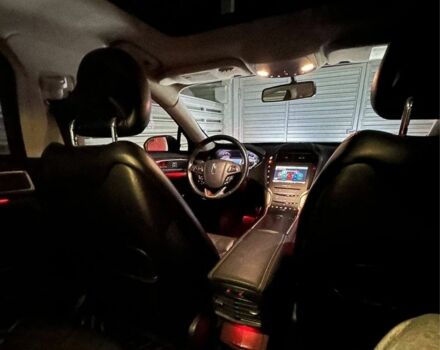 Черный Линкольн МКЗ, объемом двигателя 2 л и пробегом 221 тыс. км за 10800 $, фото 3 на Automoto.ua