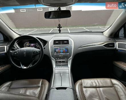 Черный Линкольн МКЗ, объемом двигателя 2 л и пробегом 209 тыс. км за 10000 $, фото 30 на Automoto.ua