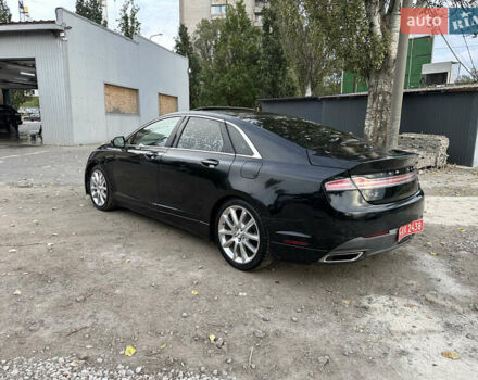 Черный Линкольн МКЗ, объемом двигателя 0 л и пробегом 180 тыс. км за 9400 $, фото 5 на Automoto.ua
