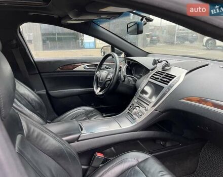 Черный Линкольн МКЗ, объемом двигателя 2 л и пробегом 190 тыс. км за 13500 $, фото 9 на Automoto.ua
