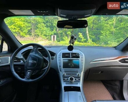 Черный Линкольн МКЗ, объемом двигателя 3 л и пробегом 185 тыс. км за 11900 $, фото 16 на Automoto.ua