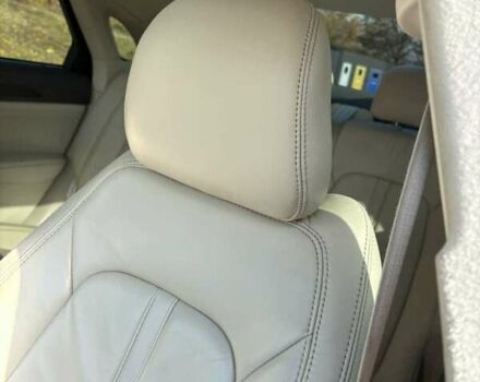 Чорний Лінкольн MKZ, об'ємом двигуна 2 л та пробігом 182 тис. км за 14900 $, фото 11 на Automoto.ua